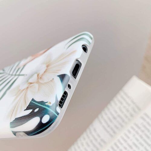 Alternative view of Nature Series Silicone Case Magnolia White iPhone 11 Pro