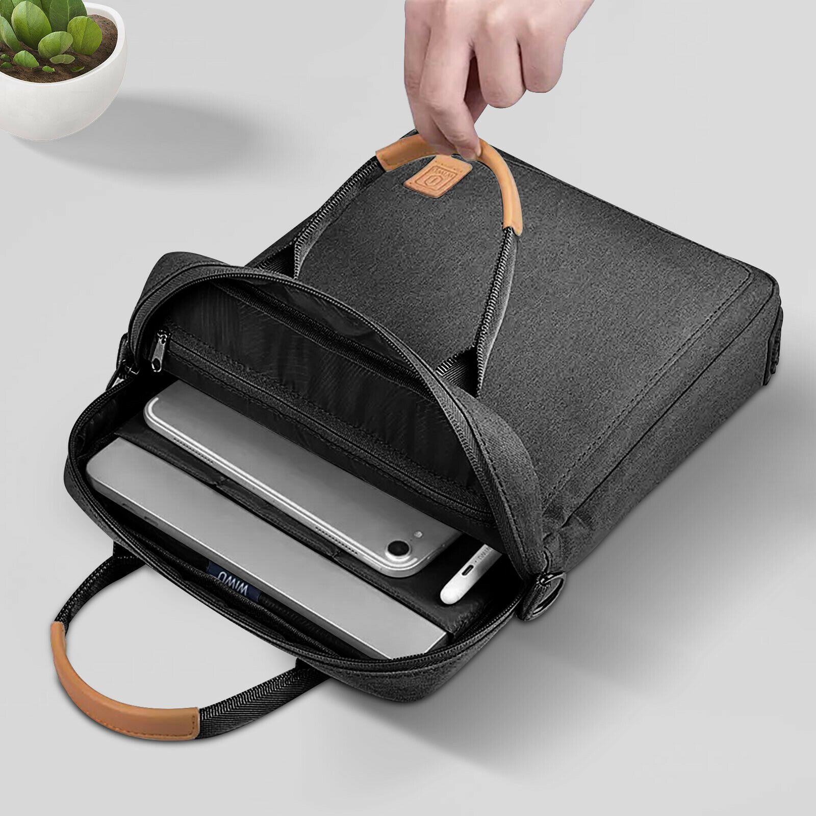 WiWU Pioneer HandBag Tablet & iPad 12,9″ Black STOCK OFFERS WIWU WiWU Pioneer HandBag Tablet & iPad 12,9" Black - Image 4
