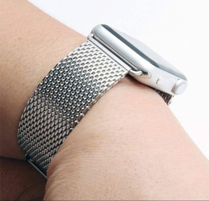 Milanese Loop Black για Apple Watch 38/40/41/42mm Series 10 2024 APPLE WATCH OEM Milanese Loop Black για Apple Watch 38/40/41/42mm Series 10 2024 - Image 5
