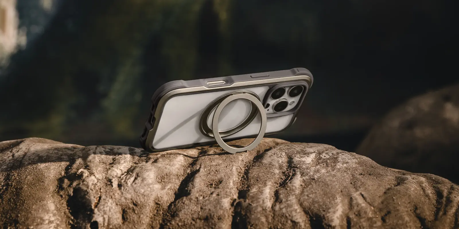 Θήκη MagEasy Odyssey Ultra M with Lanyard Magsafe Titanium iPhone 16 Pro Max ΘΗΚΕΣ MagEasy Θήκη MagEasy Odyssey Ultra M with Lanyard Magsafe Titanium iPhone 16 Pro Max - Image 5