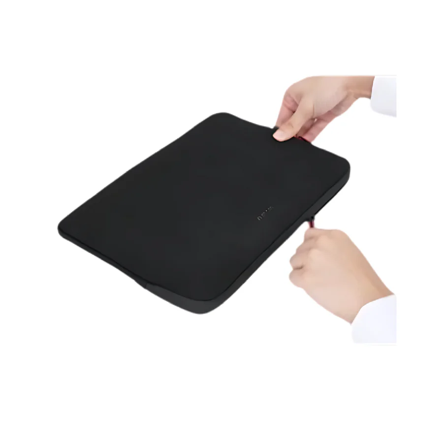 WiWU Skin Zero Ultra Thin Laptop Sleeve MacBook 14″ Black GADGETS WIWU WiWU Skin Zero Ultra Thin Laptop Sleeve MacBook 14" Black - Image 3