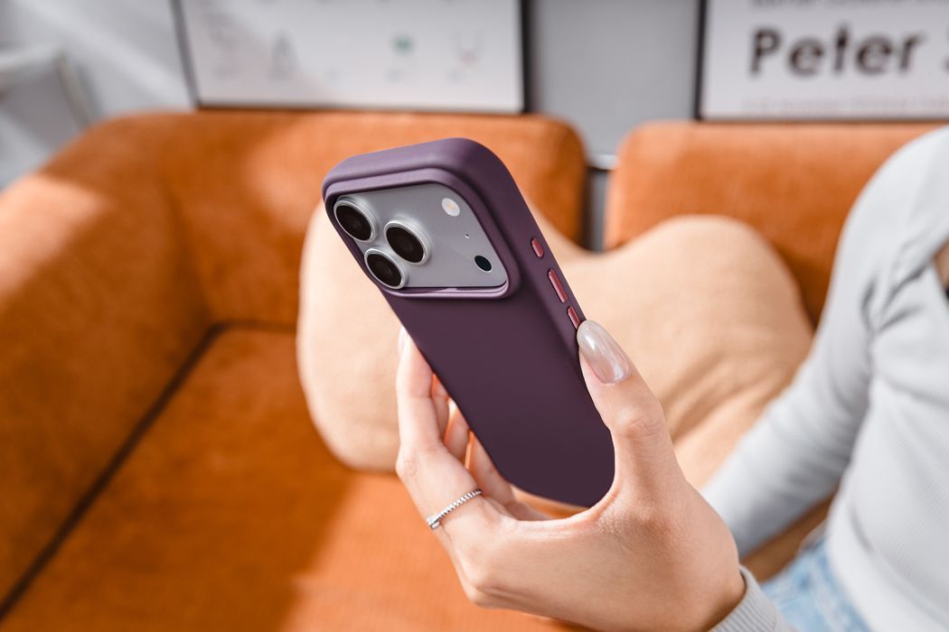 Θήκη SwitchEasy Touch M Magsafe Purple iPhone 18 Pro/17 Pro ΘΗΚΕΣ SwitchEasy Θήκη SwitchEasy Touch M Magsafe Purple iPhone 18 Pro/17 Pro - Image 2